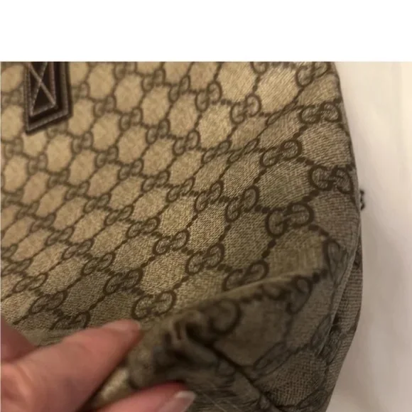 Gucci Monogram Tote - Picture 5 of 11